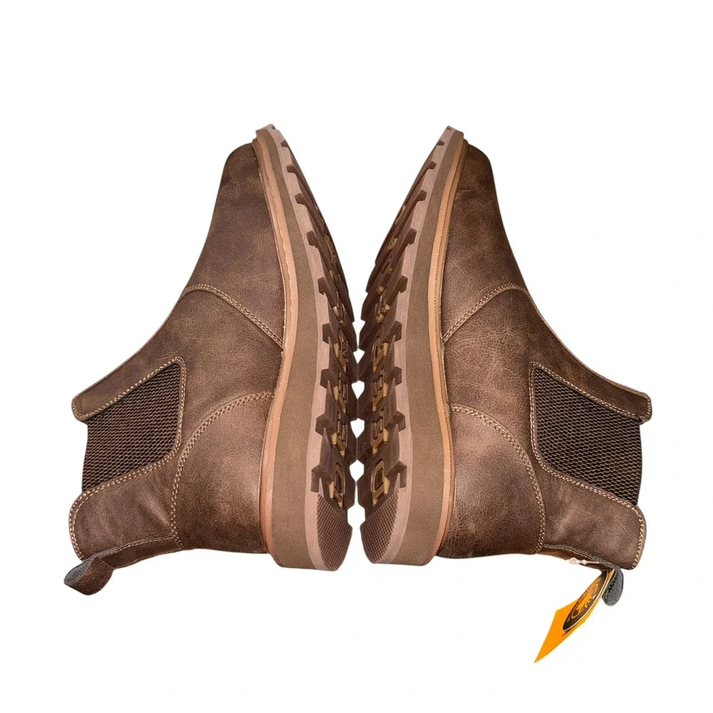 NEW Deer Stags Jameson Chelsea Boots Mens 8M Brown Pull On Lug Sole Ankle Boots